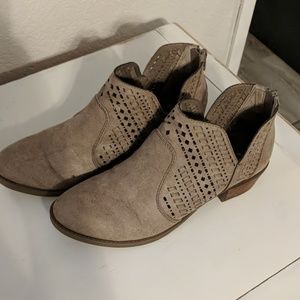 Perforated cutout booties